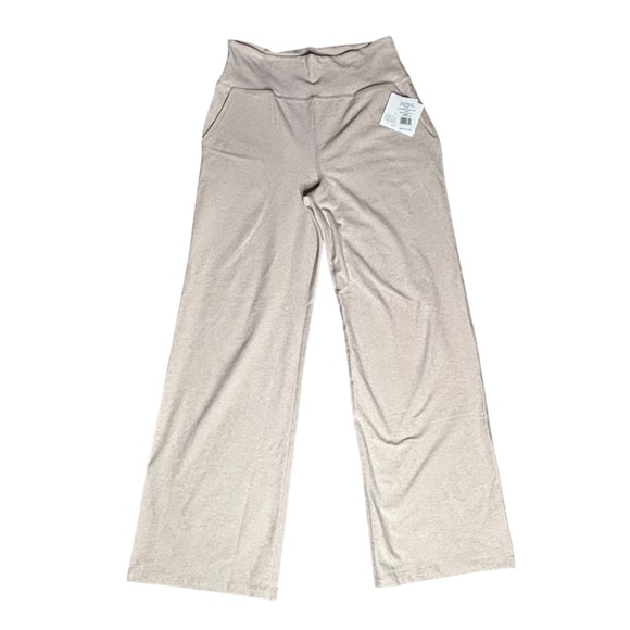 NWT Beyond Yoga Wide-Leg Yoga Pants Size Medium - Picture 3 of 10